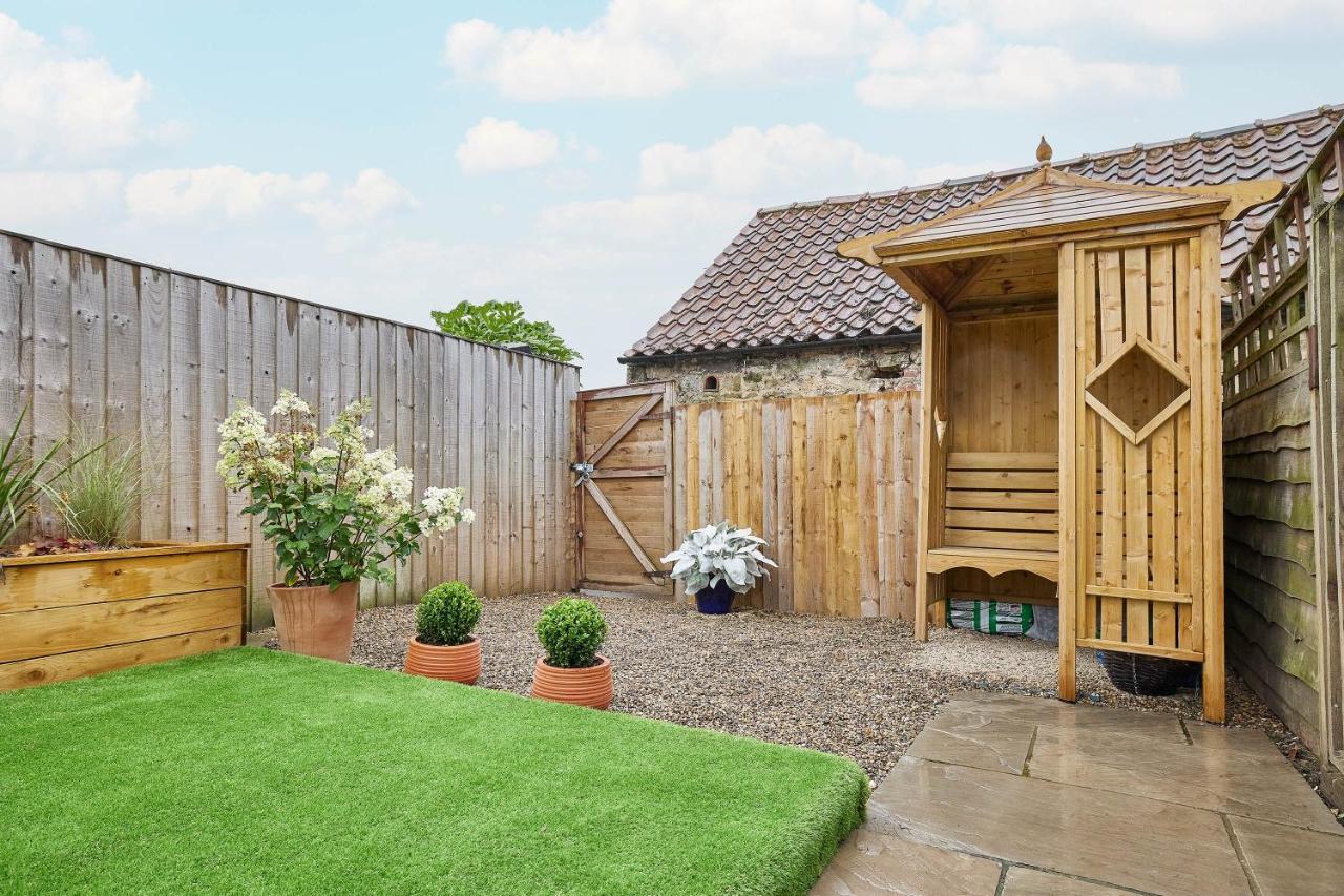 Host & Stay - Willow Cottage Helmsley Bagian luar foto